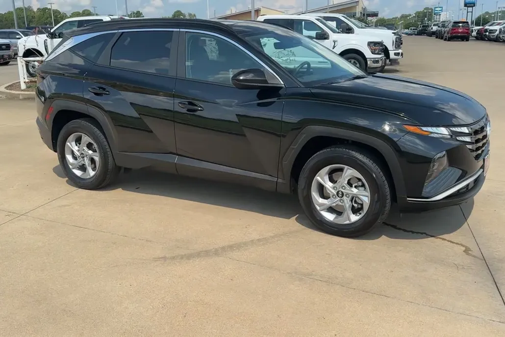 2024 Hyundai Tucson SEL photo 1