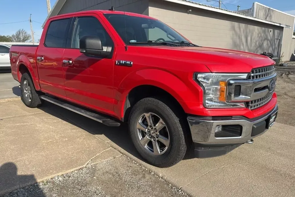2020 Ford F-150 XLT photo 1
