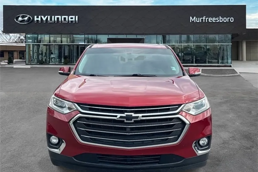 2018 Chevrolet Traverse Cloth 1LT photo 1