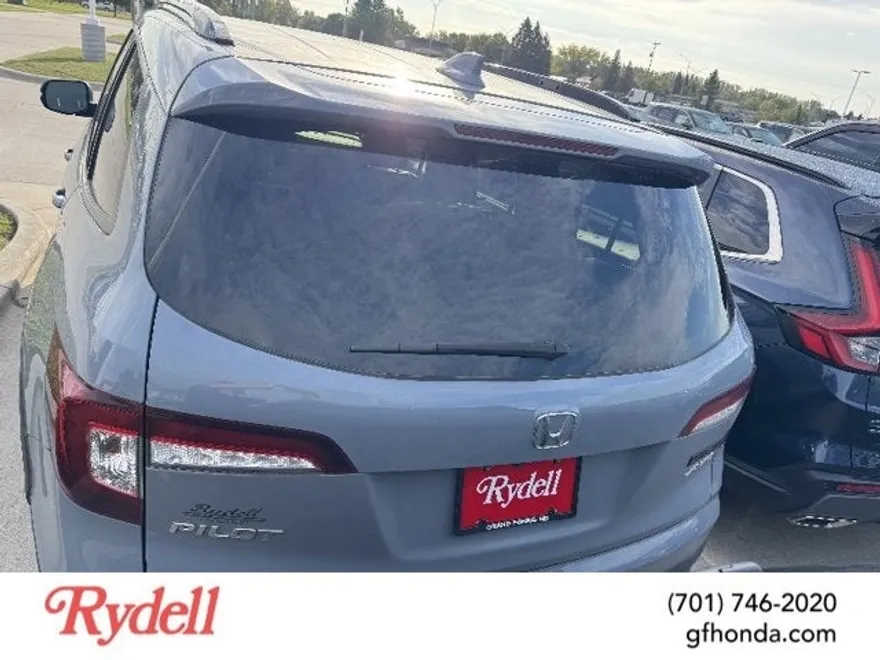 2022 Honda Pilot TrailSport photo 1