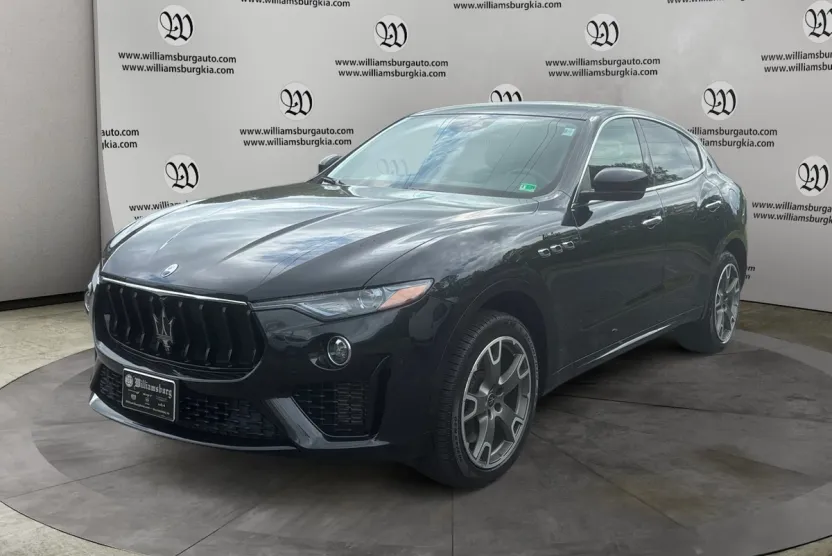 2023 Maserati Levante Modena S photo 1