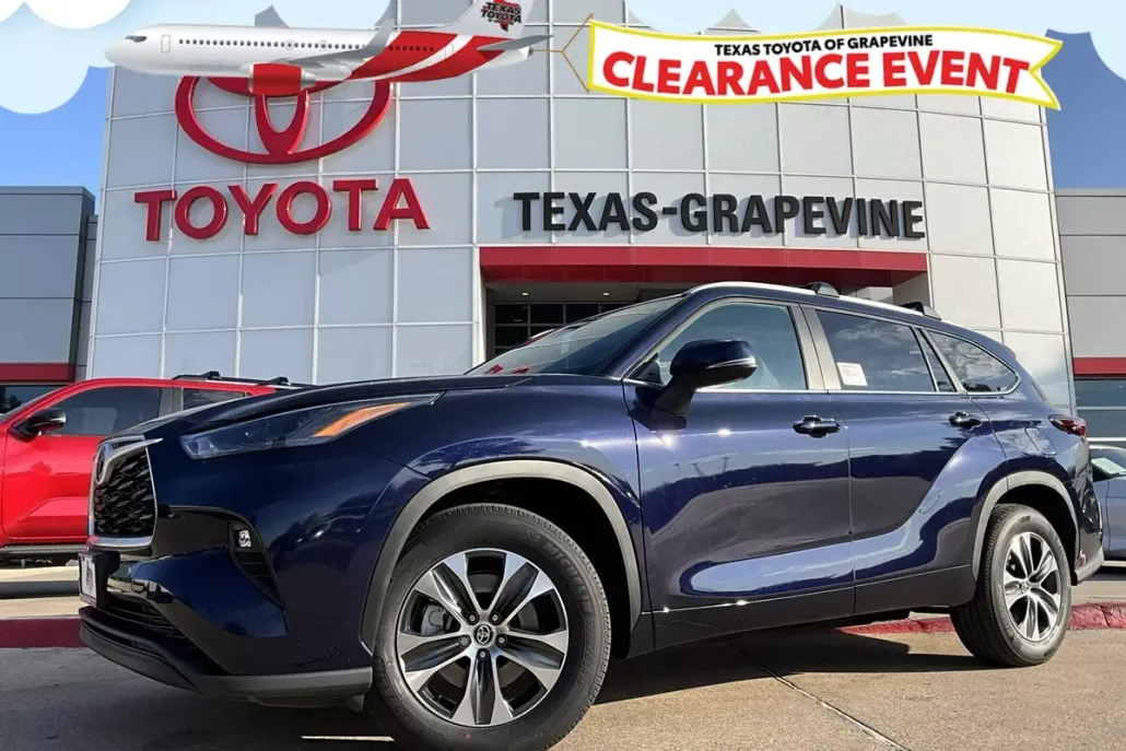 2025 Toyota Highlander XLE photo 1