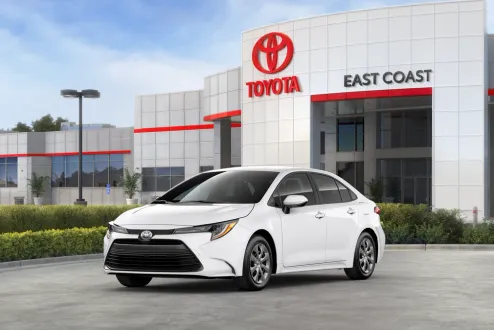 2025 Toyota Corolla LE photo 2