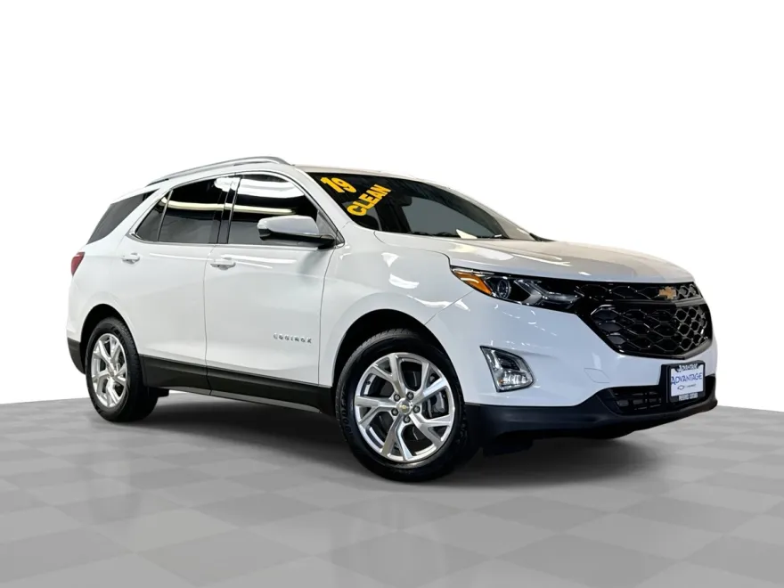 2019 Chevrolet Equinox LT photo 1