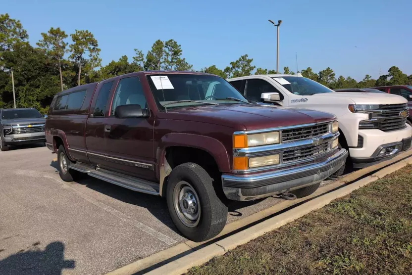 1997 Chevrolet Silverado 2500HD photo 1