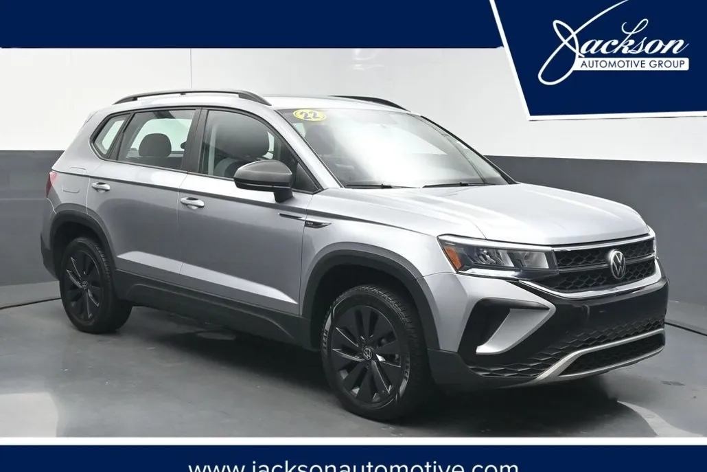 2022 Volkswagen Taos S photo 1