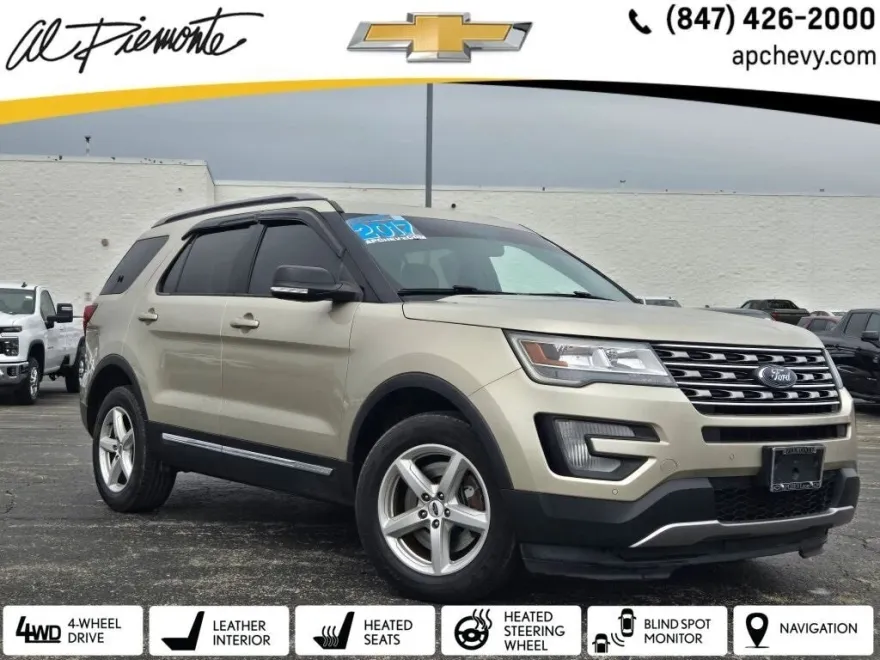 2017 Ford Explorer XLT photo 1