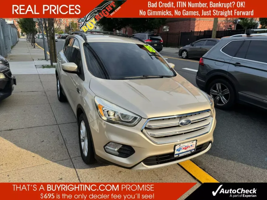 2018 Ford Escape SEL photo 1