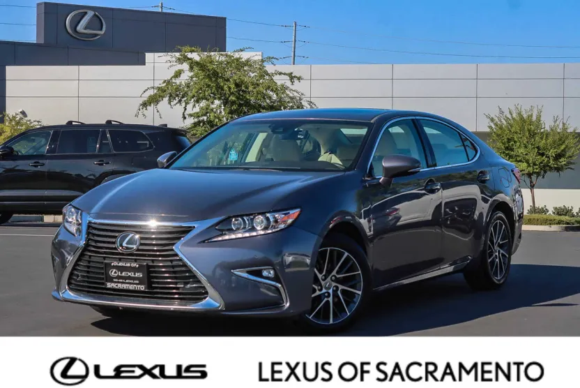 2017 Lexus ES 350 photo 1
