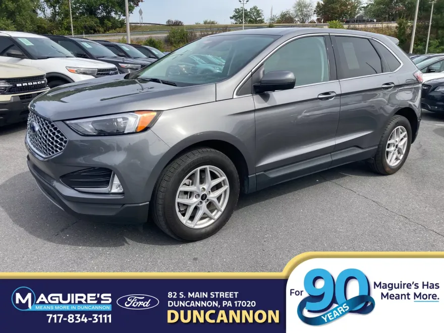 2023 Ford Edge SEL photo 1