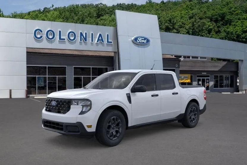2025 Ford Maverick XLT photo 1