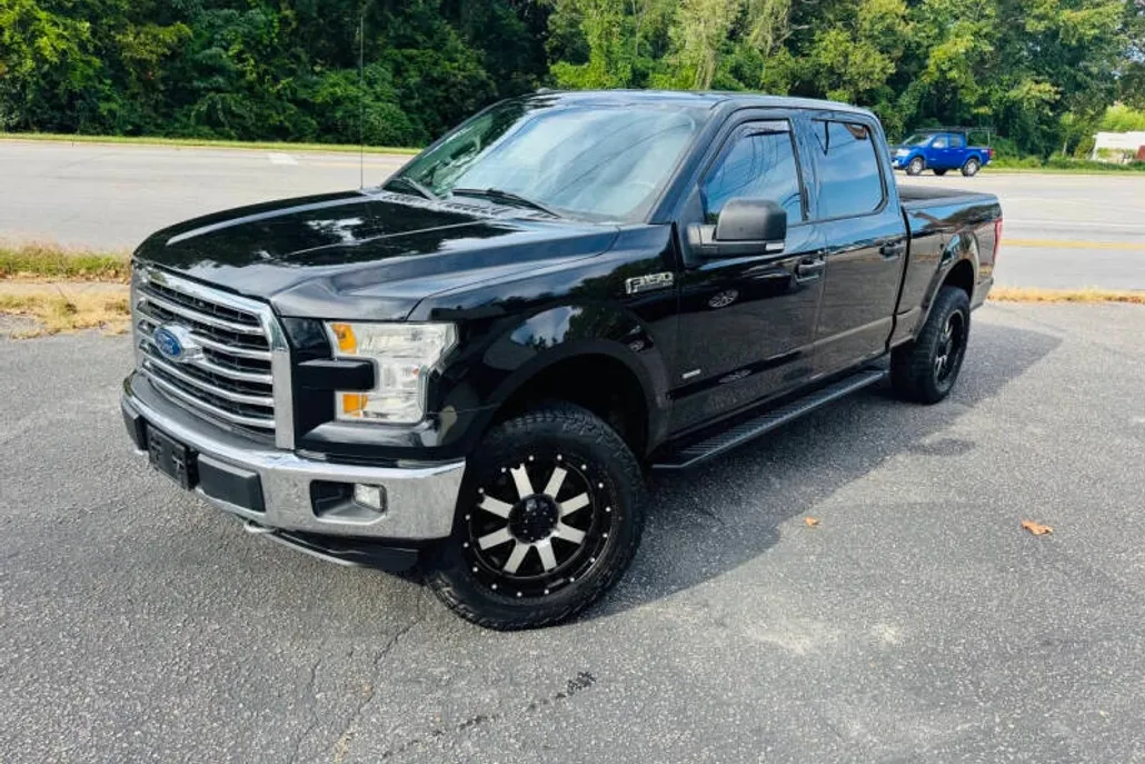 2016 Ford F-150 XLT photo 1