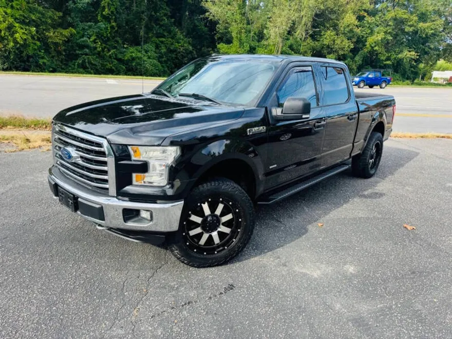 2016 Ford F-150 XLT photo 1