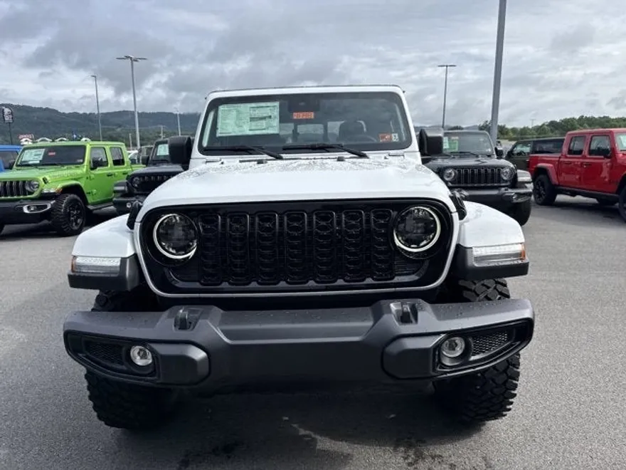 2025 Jeep Gladiator Willys photo 1
