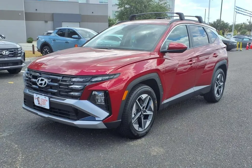 2026 Hyundai Tucson SEL photo 1