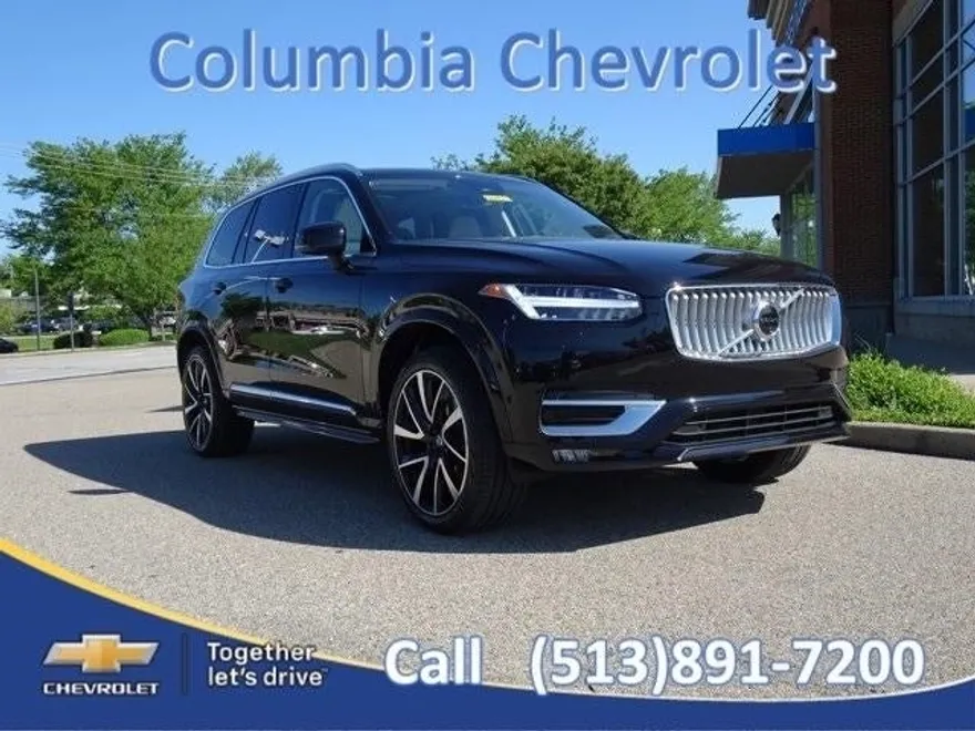 2025 Volvo XC90 B5 Plus photo 1