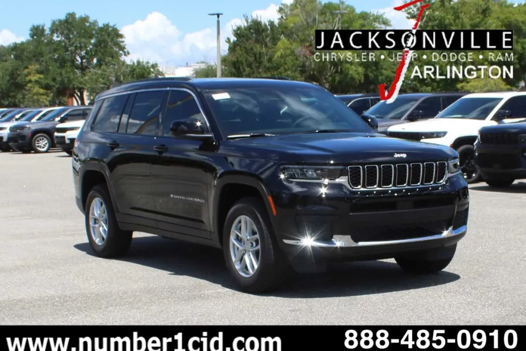 2025 Jeep Grand Cherokee Laredo X photo 1