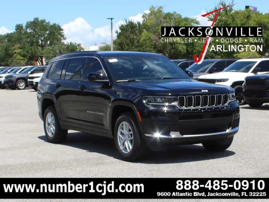 2025 Jeep Grand Cherokee Laredo X photo 1