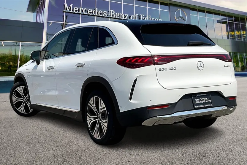 2026 Mercedes Benz EQE SUV 4MATIC photo 1