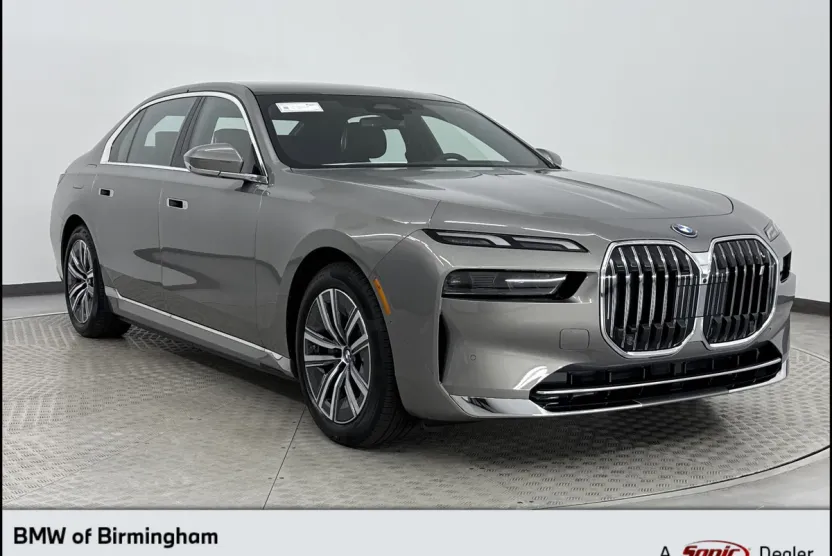 2025 Bmw i7 xDrive60 photo 1