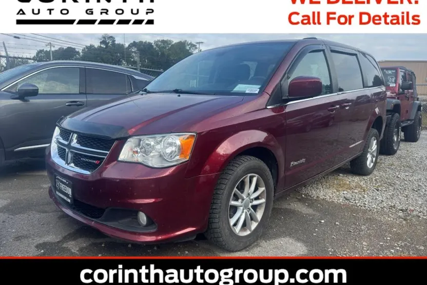 2019 Dodge Grand Caravan SXT photo 1