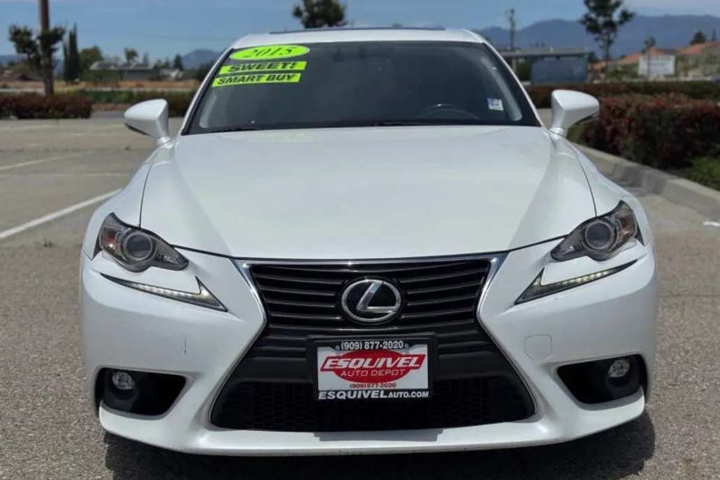 2015 Lexus IS 250 photo 1