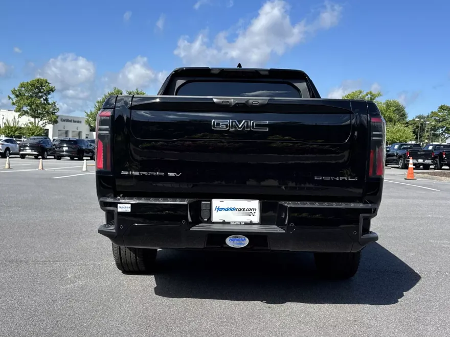 2025 Gmc Sierra EV Denali photo 1