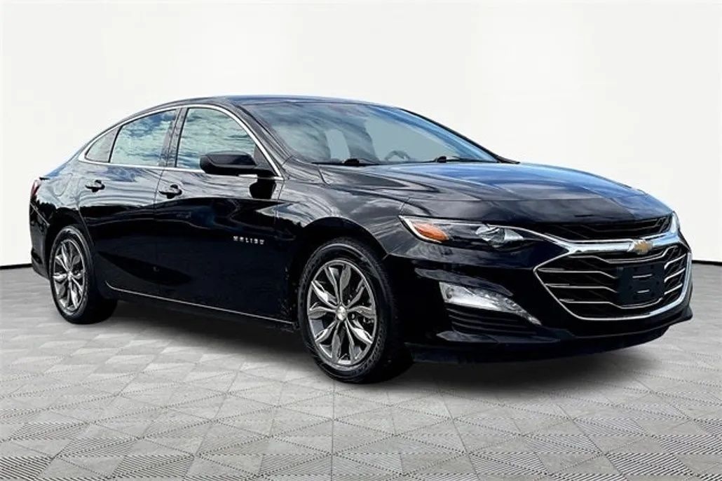 2021 Chevrolet Malibu 1LT photo 1