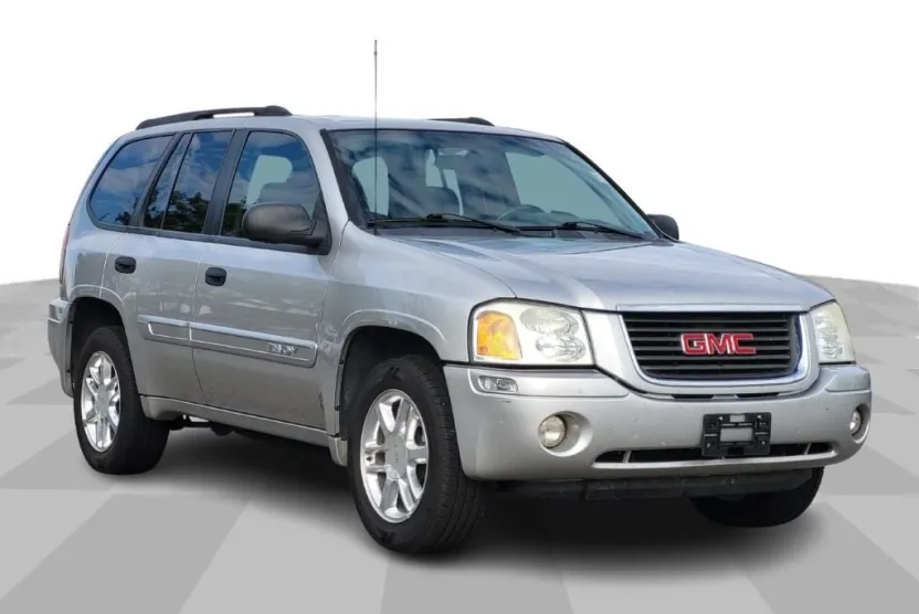 2004 Gmc Envoy SLE photo 1