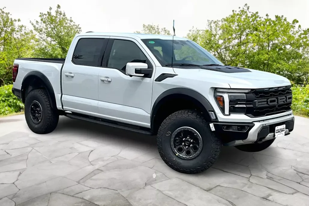 2025 Ford F-150 Raptor photo 1