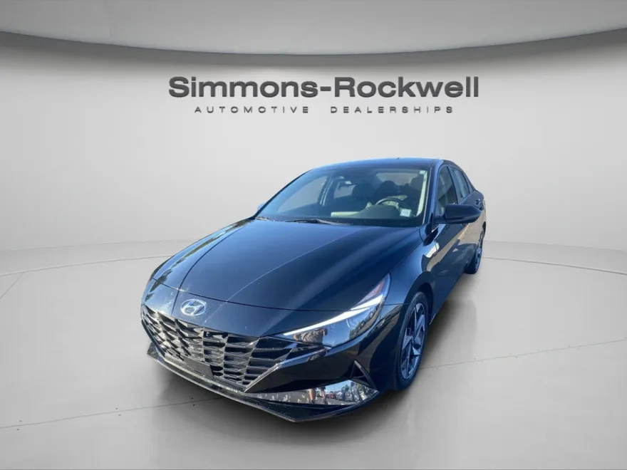 2021 Hyundai Elantra Limited photo 1