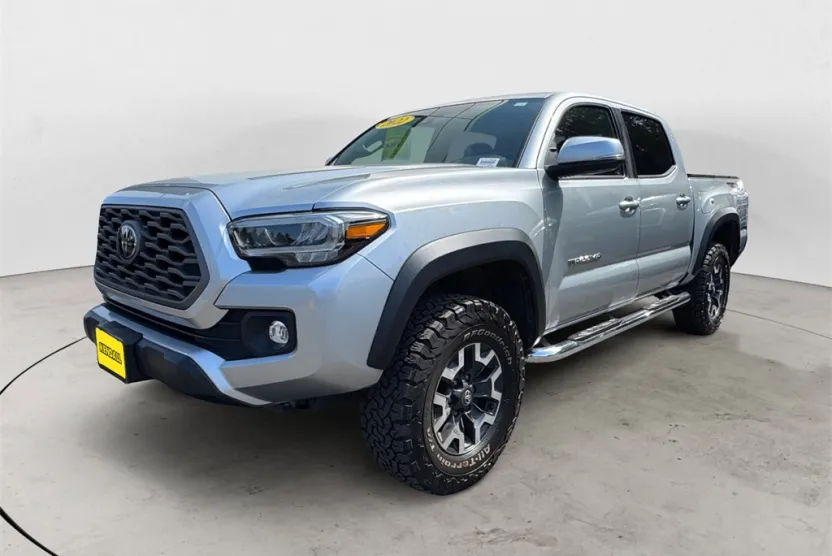 2022 Toyota Tacoma TRD Off-Road photo 1