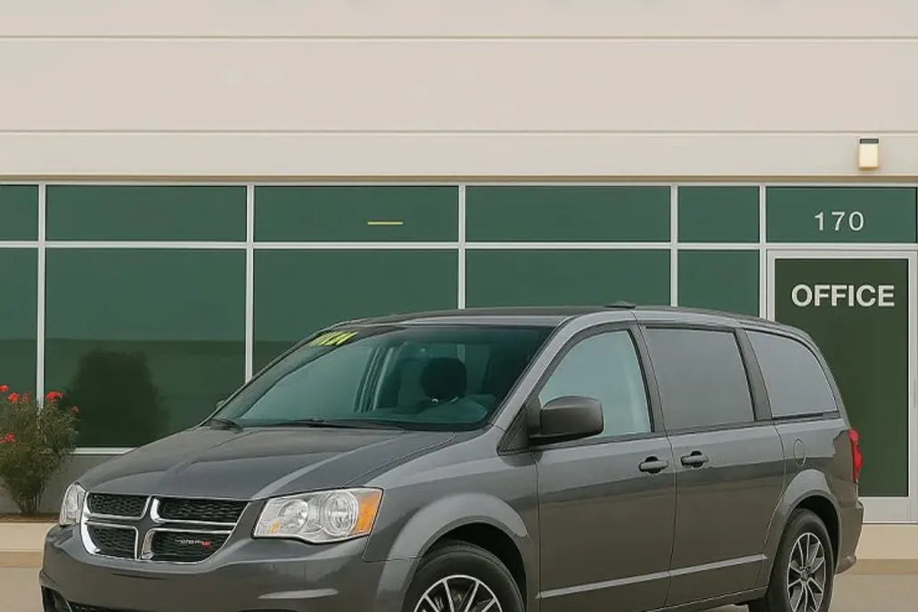 2019 Dodge Grand Caravan SE photo 1