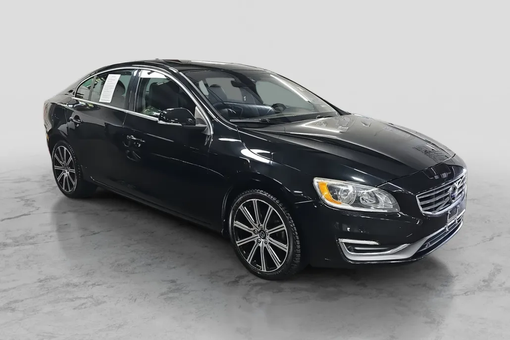 2018 Volvo S60 Inscription T5 photo 1