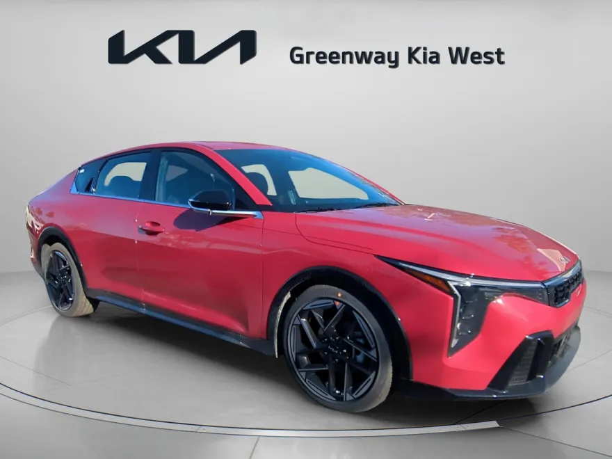 2025 Kia K4 GT-Line photo 1