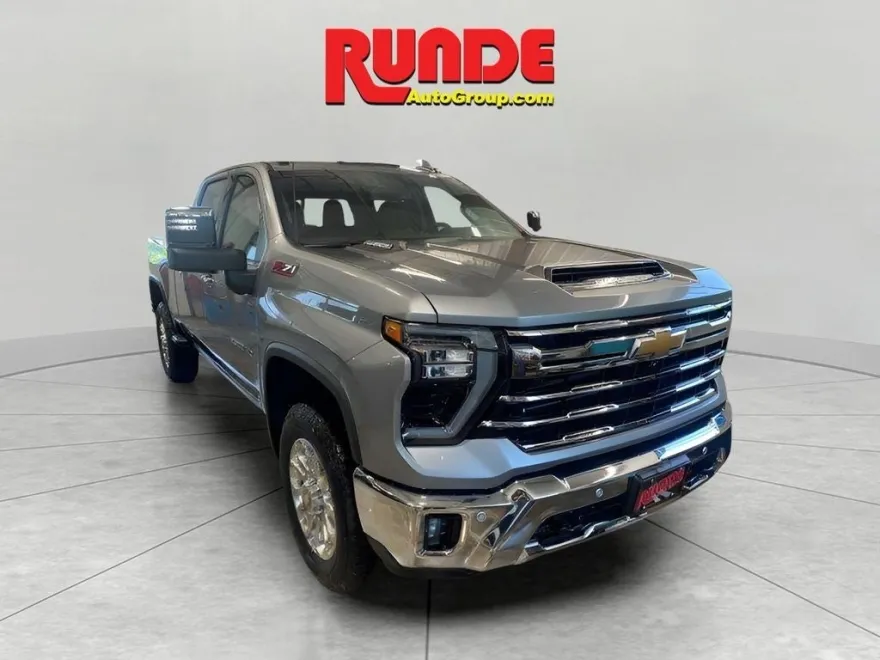 2025 Chevrolet Silverado 2500HD LTZ photo 1