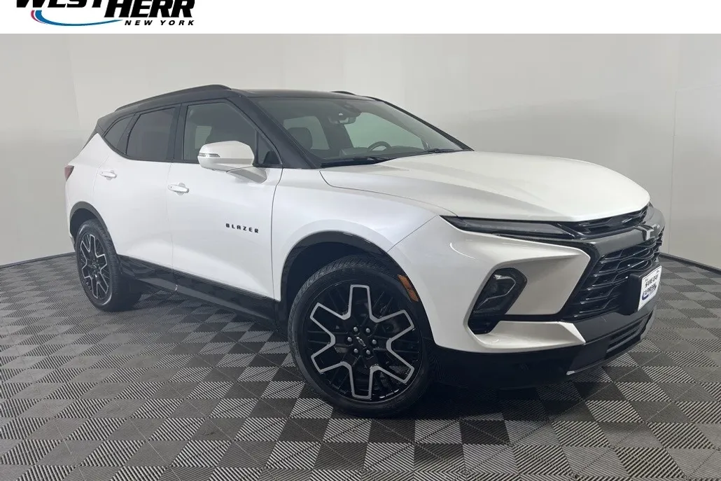 2024 Chevrolet Blazer RS photo 1