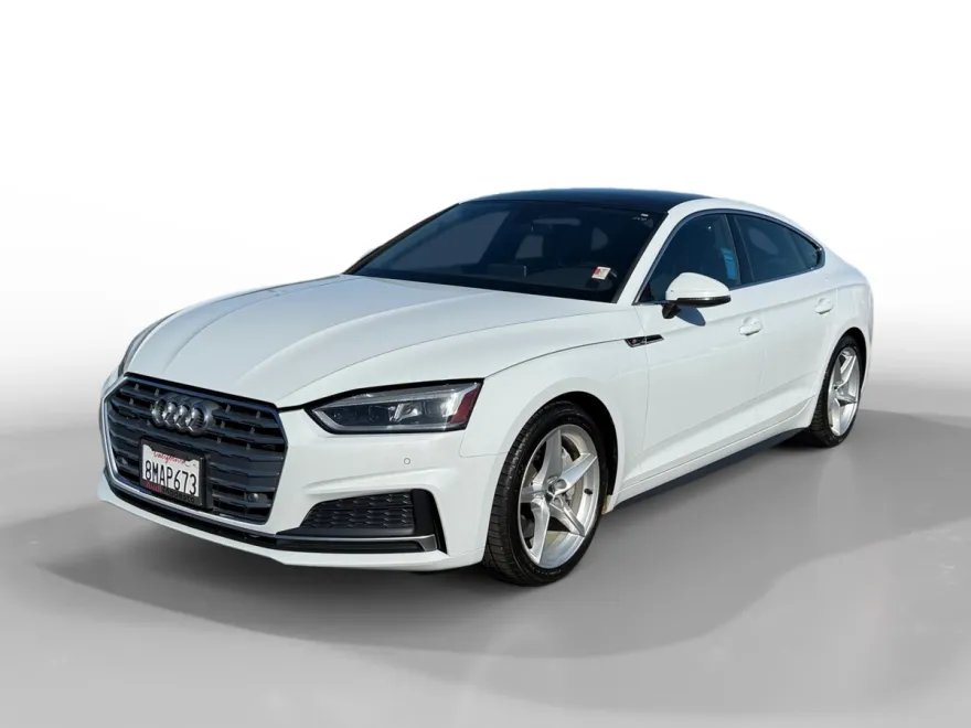 2019 Audi A5 Premium Plus photo 1
