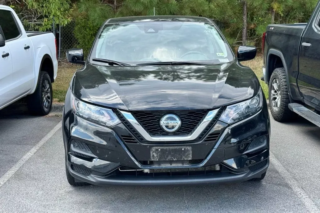 2020 Nissan Rogue Sport S photo 1
