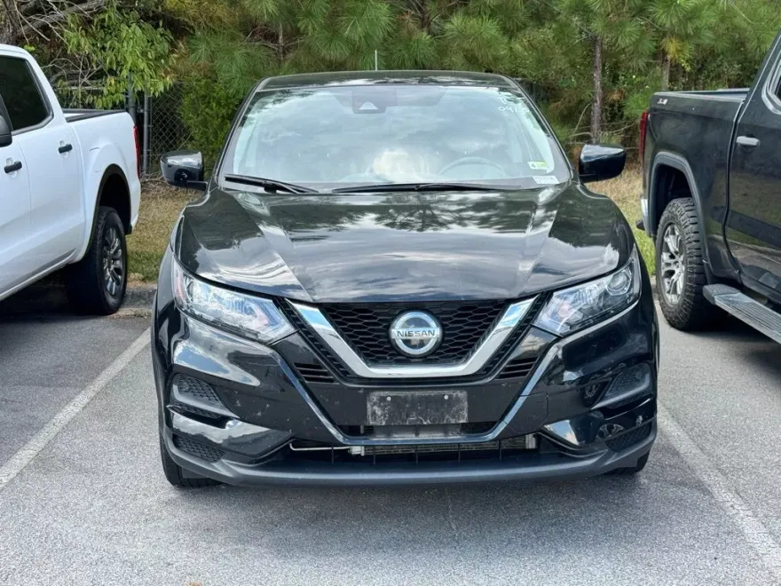 2020 Nissan Rogue Sport S photo 1