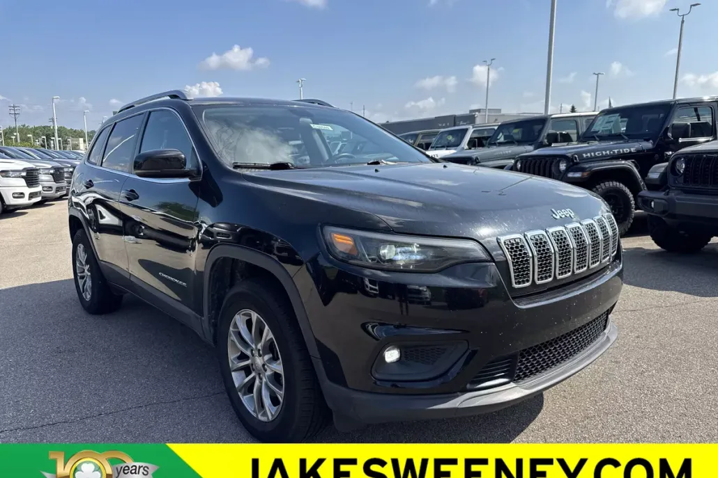 2019 Jeep Cherokee Latitude photo 1