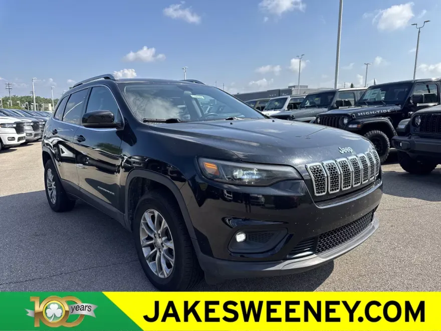 2019 Jeep Cherokee Latitude photo 1