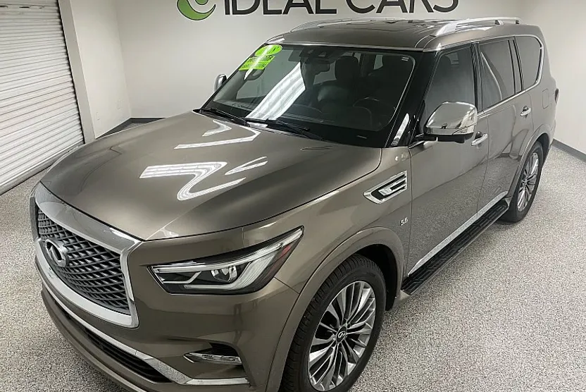 2018 Infiniti QX80 photo 1