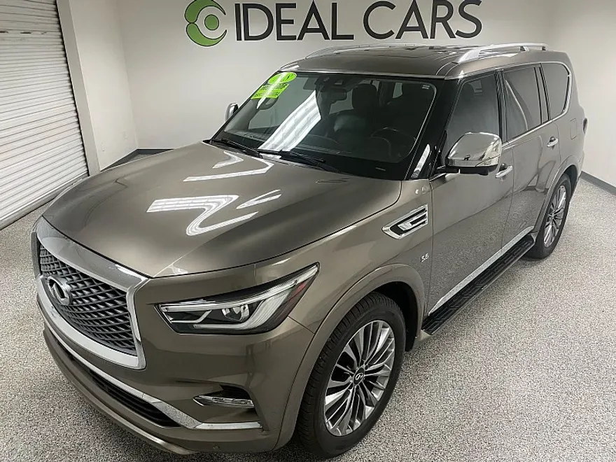 2018 Infiniti QX80 photo 1