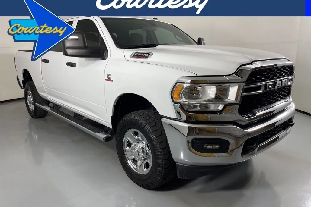 2023 Ram 2500 Tradesman photo 1