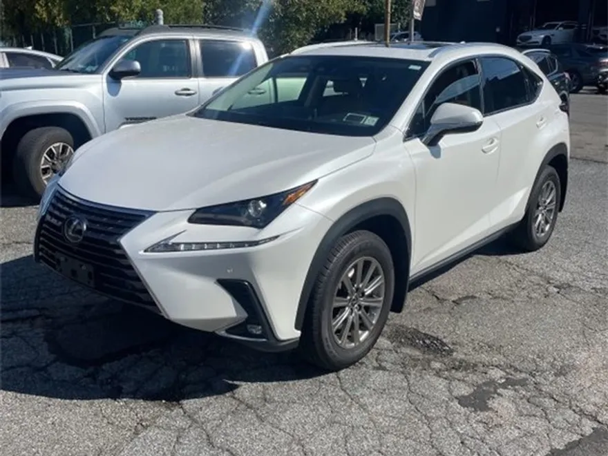 2021 Lexus NX 300 photo 1