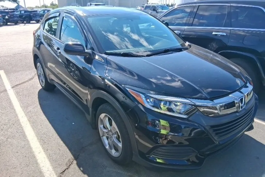 2022 Honda HR-V LX photo 1
