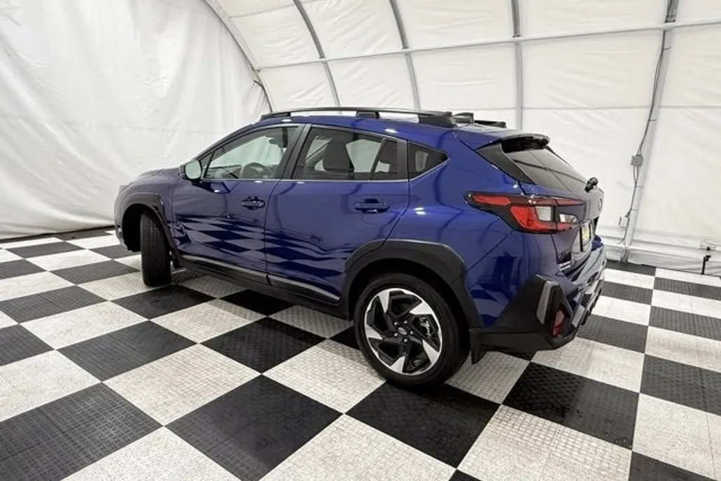 2024 Subaru Crosstrek Limited photo 1