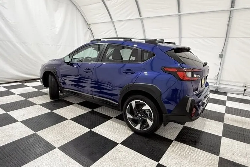 2024 Subaru Crosstrek Limited photo 1