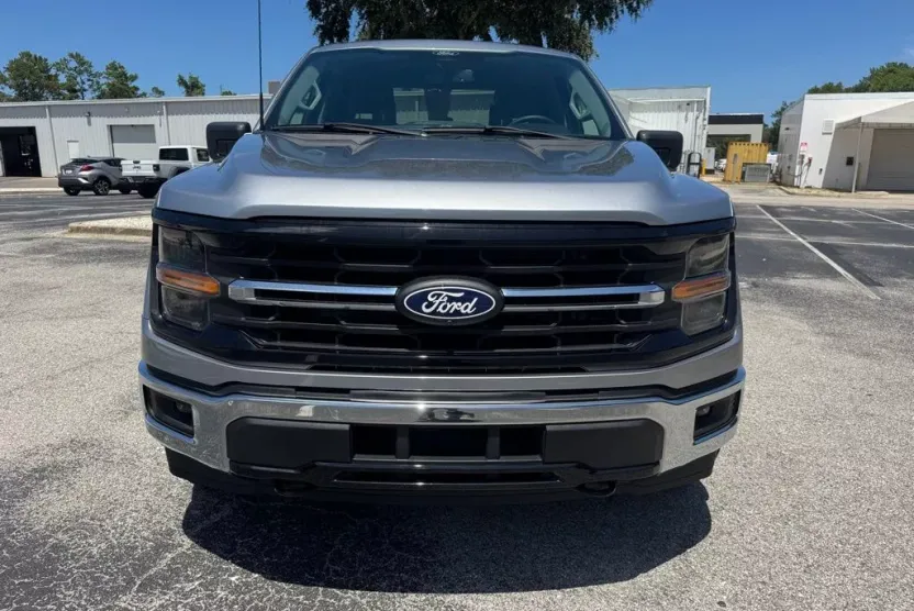 2024 Ford F-150 XLT photo 1
